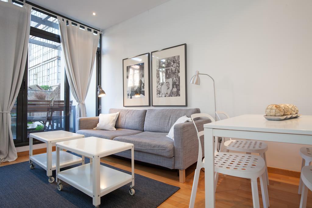 Flateli Urquinaona Barcelona Exterior foto