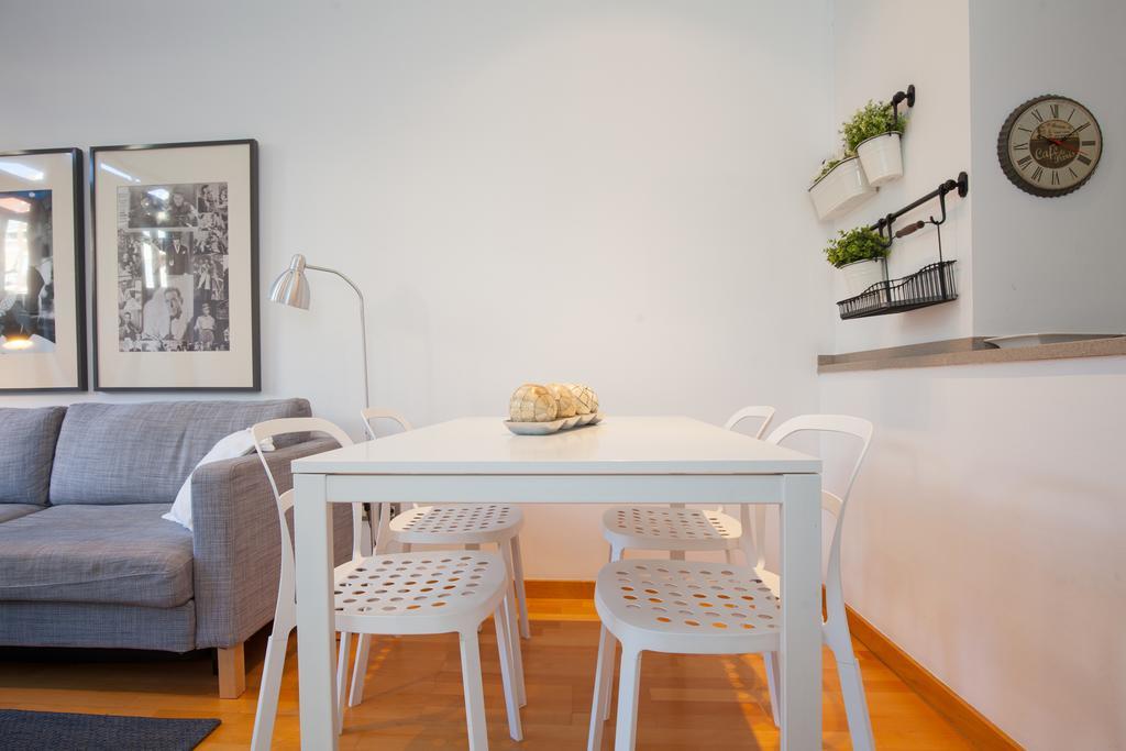 Flateli Urquinaona Barcelona Exterior foto
